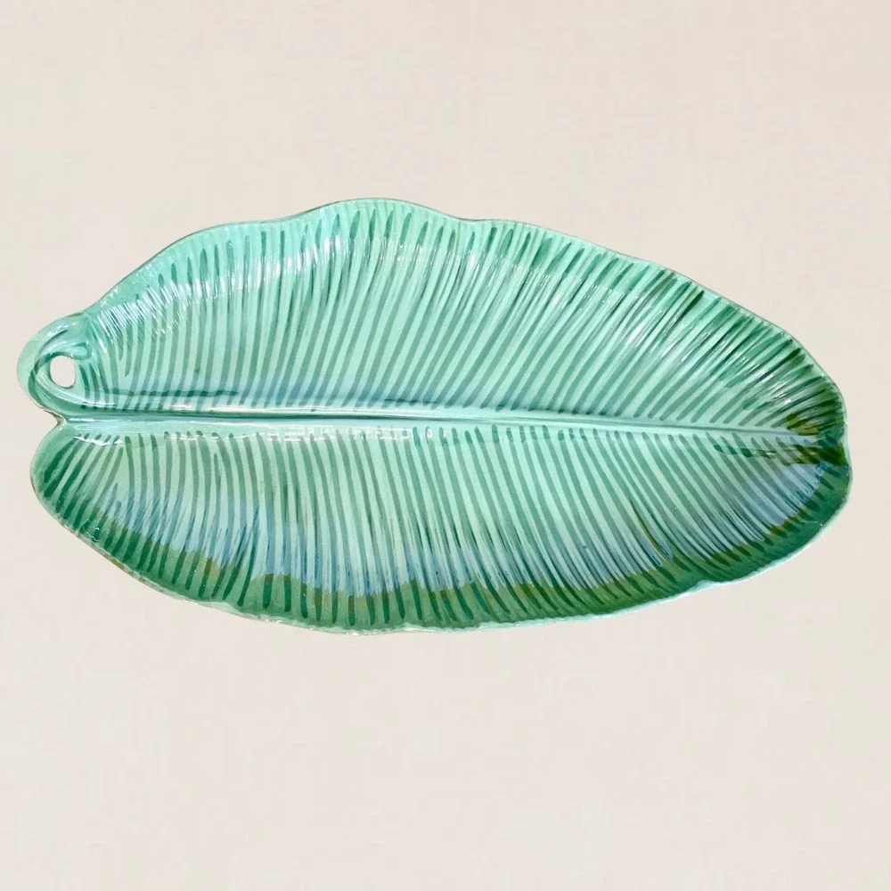 Threshold Figural Palm Leaf Platter Green Melamine Bamboo Serving Tray 20in NEW